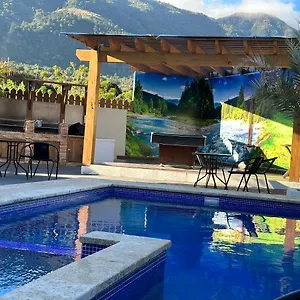 https://a-4-cerca-de-rios-y-montanas-vista-espectaculas.comcaribbean.com